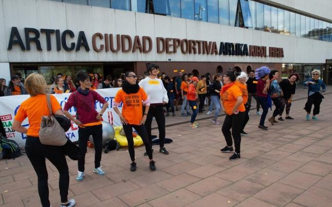 Protesta de las empleadas de gestión deportiva.