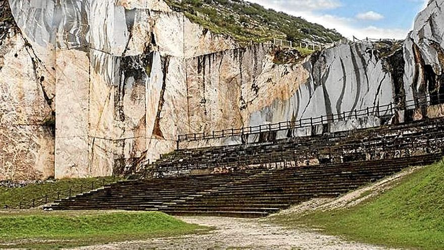 Vista del auditorio donde se celebra el festival. | FOTO: POZALAGUA