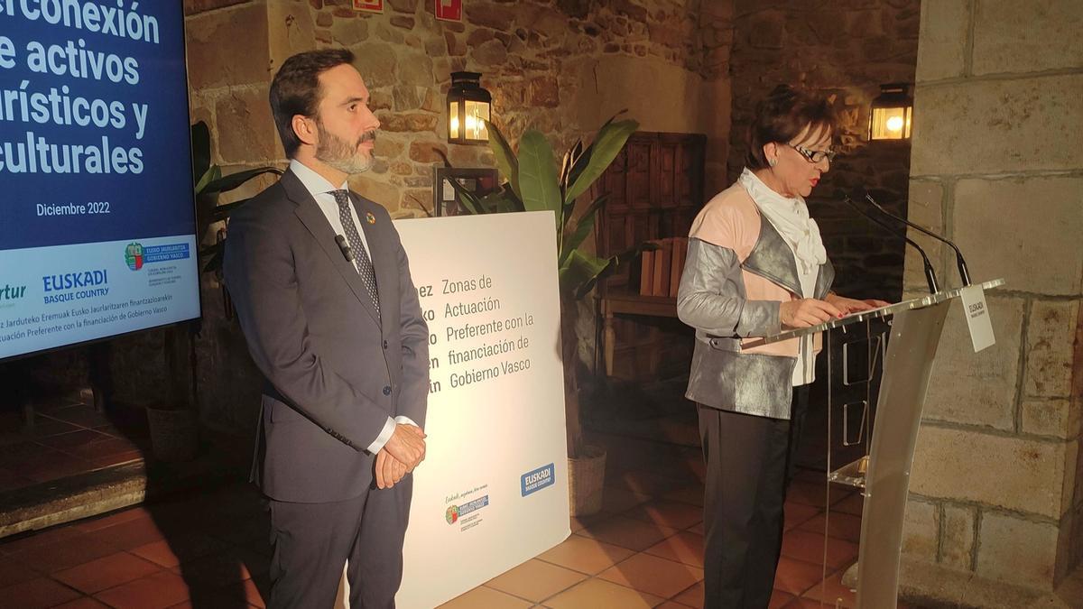 Javier Hurtado y Ángela Eguia presentaron las acciones.