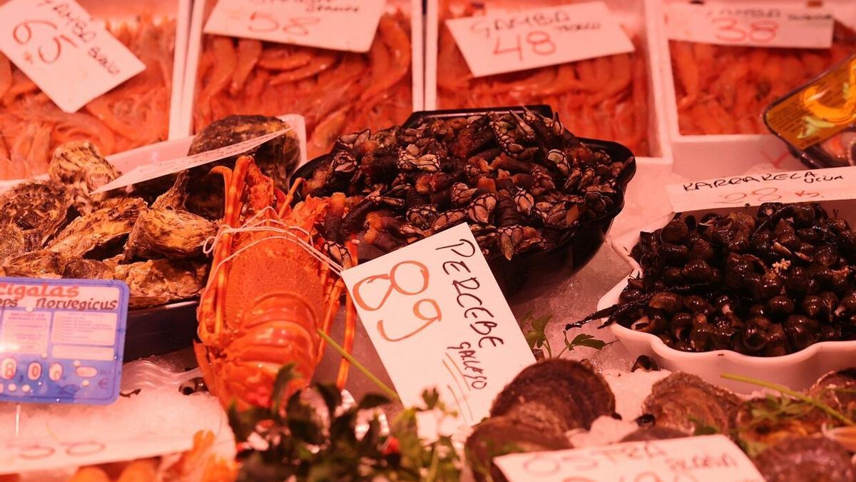 Marisco expueso este viernes por la mañana en el mercado de Errenteria.