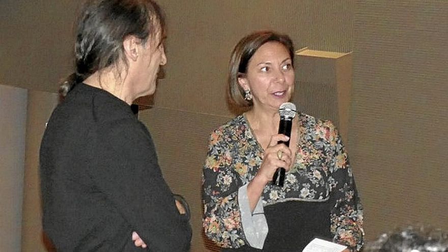 Eva Vázquez , durante un momento del debate.