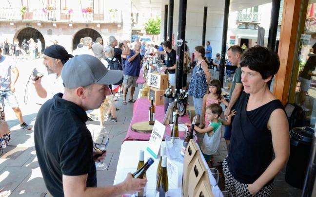 Baztango Xurie, de Arizkun, una de las bodegas participantes.