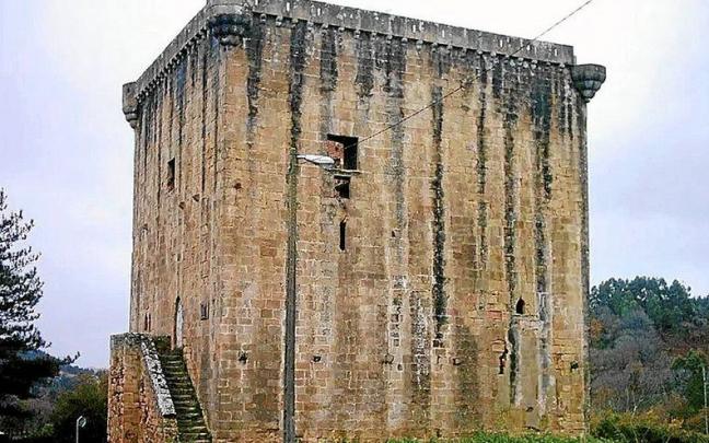 Se va a proceder a la restauración de la fachada de la Torre de Martiartu. | FOTOS: ERANDIOKO UDALA