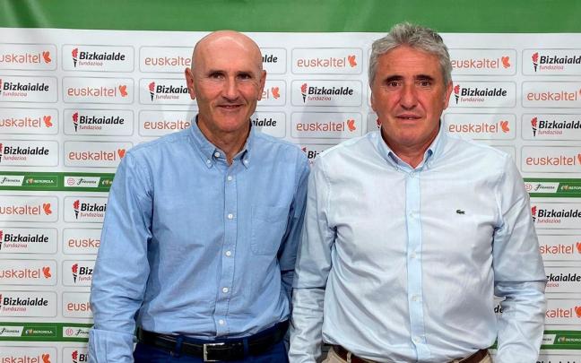 Juan Luis Fuentes (izquierda) y Joseba Agirre, en un acto en Lezama esta última temporada Juan Luis Fuentes (izquierda) y Joseba Agirre, en un acto en Lezama esta última temporada