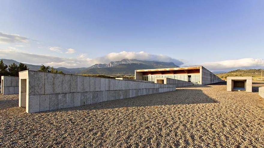 Imagen de las nuevas instalaciones de Bodegas y Viñedos Labastida estrenadas en 2007