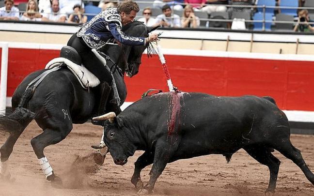 Lea Vicens por los aires una vez en tierra con el arreón postrero de ‘Burgalés’.