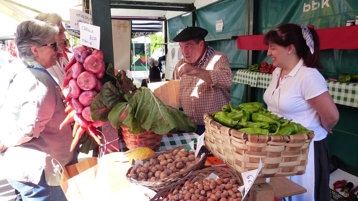 Los puestos abrir&aacute;n sus puertas a las 10.00 horas.