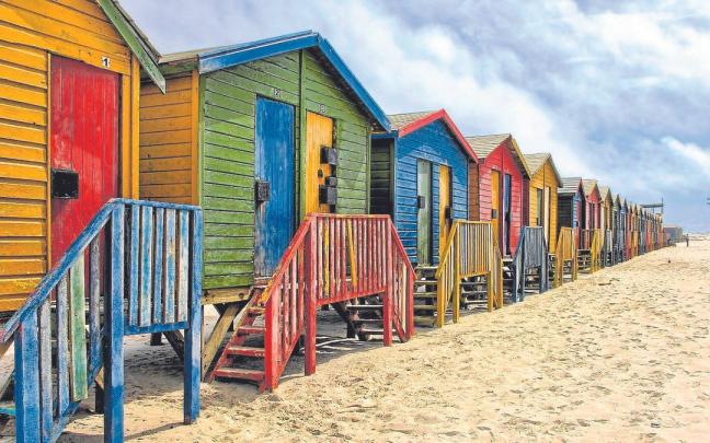 La playa de Muizenberg. La playa de Muizenberg.