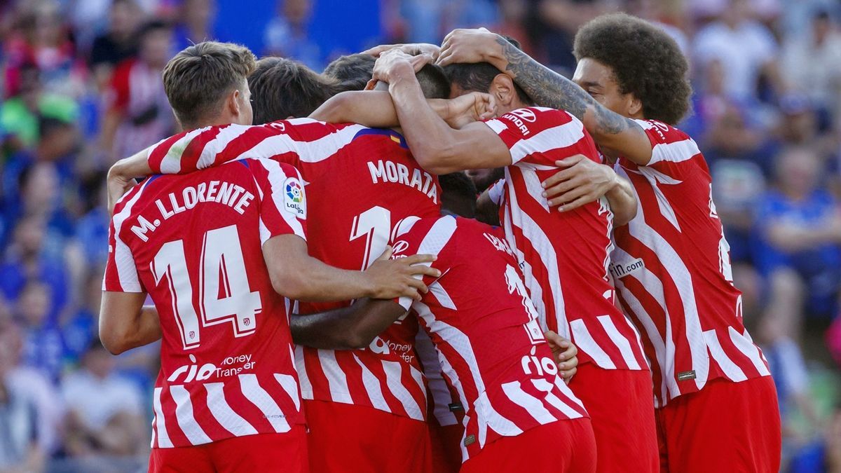 Los jugadores del Atlético celebran uno de los goles