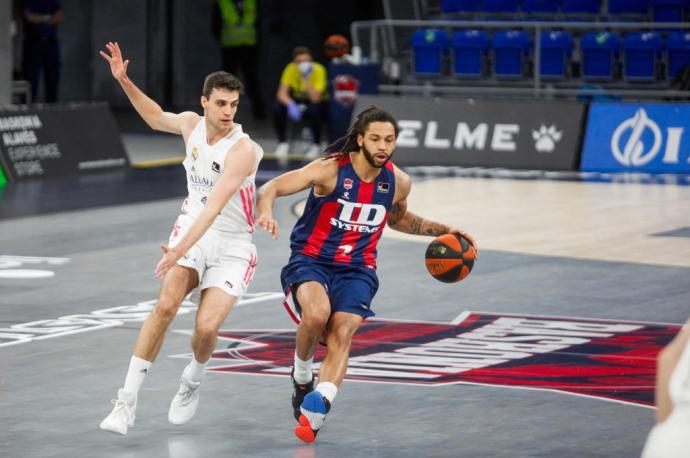 Henry reforzará el puesto de base del Real Madrid, que compartirá con el también exbaskonista Heurtel