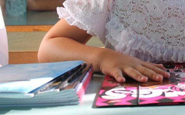 Imagen de detalle de una alumna