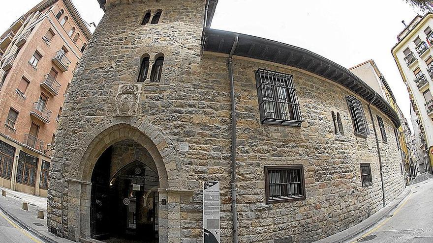 Fachada de la Cámara de Comptos de Navarra, único edificio de gótico civil de Pamplona y Monumento Nacional desde 1868. | FOTO: DIARIO DE NOTICIAS