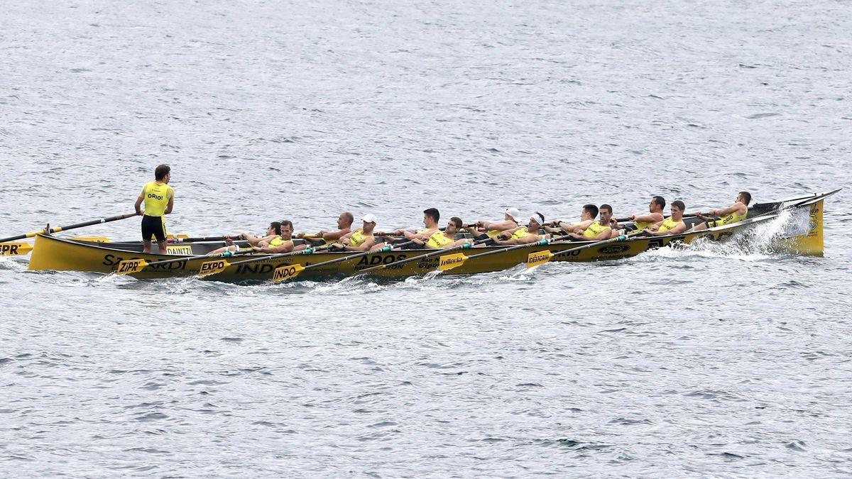 La trainera de Orio durante la clasificatoria