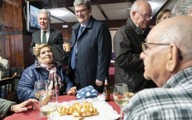 Visita al Centro de Mayores de Arangoiti
