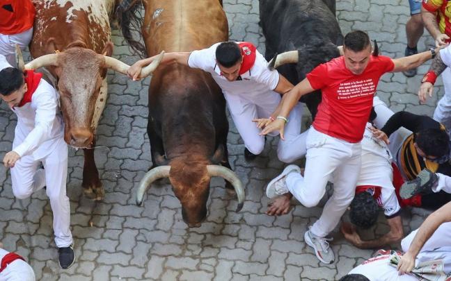 Los toros de Jandilla han protagonizado el sexto encierro de Sanfermines Los toros de Jandilla han protagonizado el sexto encierro de Sanfermines