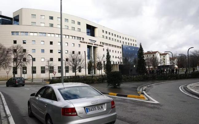 Exterior del Palacio de Justicia de Navarra