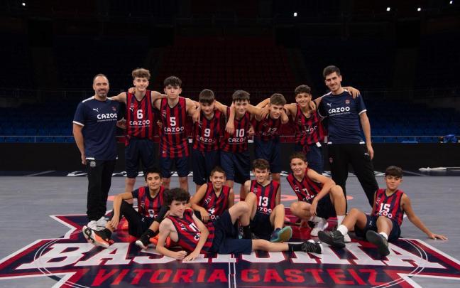 Plantilla del Baskonia infantil que va a disputar la Minicopa Endesa en Valencia