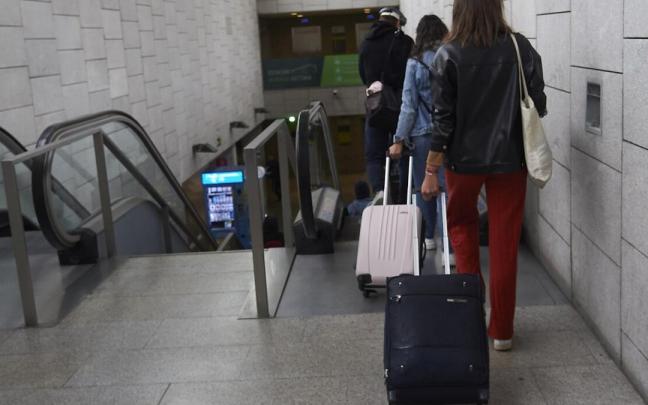 Interior de la estaci&oacute;n de autobuses de Pamplona