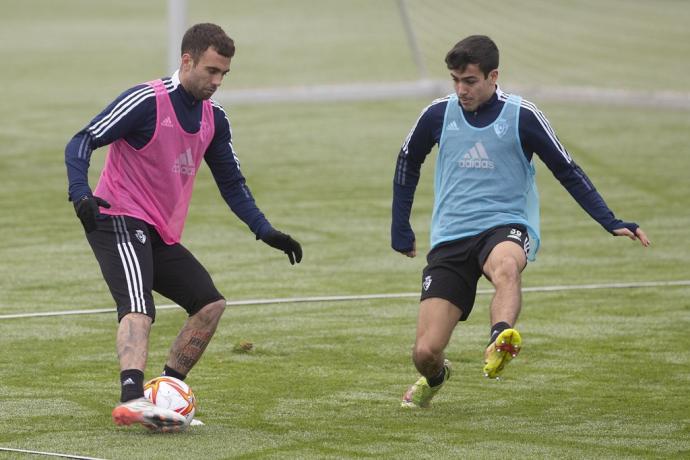 Manu Sánchez, junto con Rober Ibáñez, en uno de los entrenamientos antes del parón navideño.