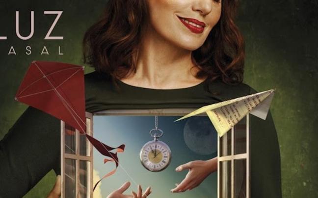 Portada del nuevo disco de Luz Casal