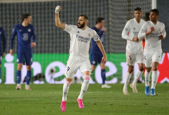 Benzema es una de las incógnitas del Real Madrid para el duelo de mañana en Vitoria.