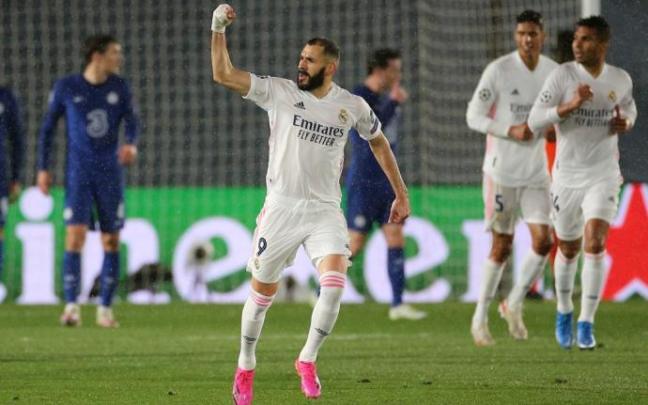 Benzema es una de las incógnitas del Real Madrid para el duelo de mañana en Vitoria.