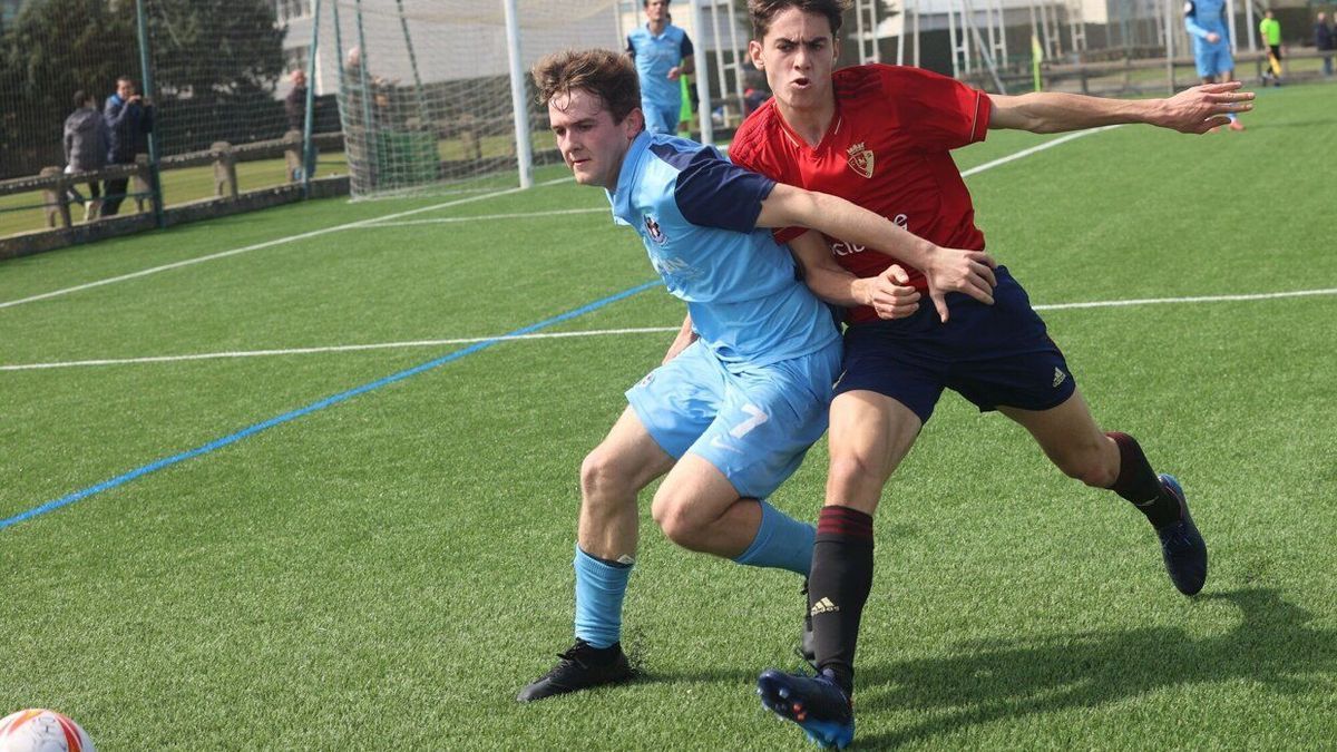 Partido de División de Honor entre Osasuna y el Antiguoko