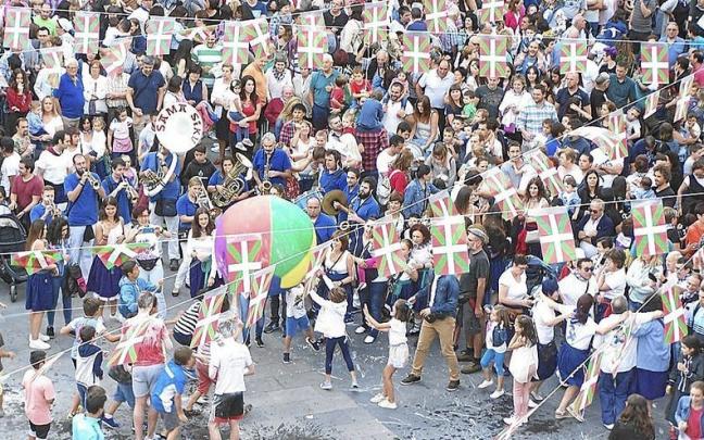 Después de dos años sin fiestas, Arrigorriaga espera con ganas el tronar del txupinazo.