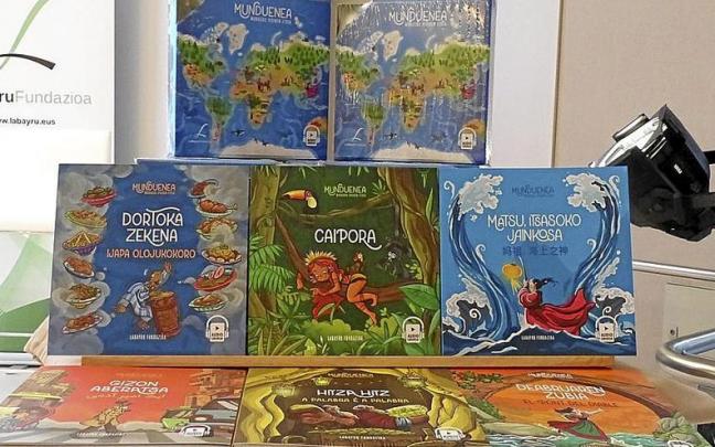 Varios de los cuentos pertenecientes a la colección ‘Munduenea. Munduko ipuinen etxea’. Varios de los cuentos pertenecientes a la colección ‘Munduenea. Munduko ipuinen etxea’.
