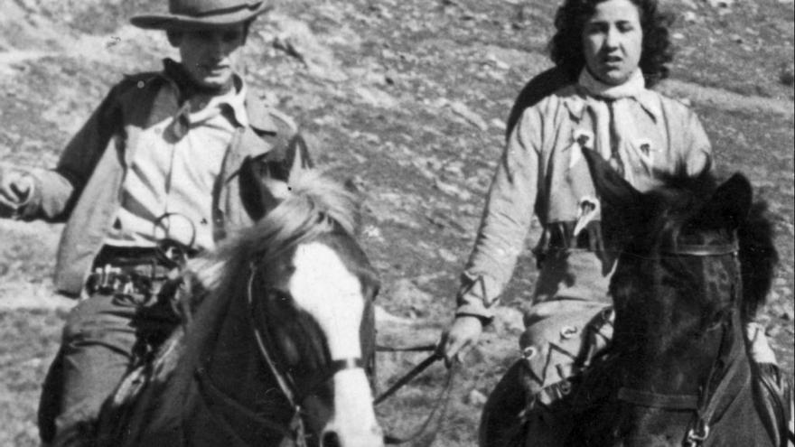 Una de las imágenes de los hermanos García que reproduce 'Los caballos mueren al amanecer', de Ione Atenea.