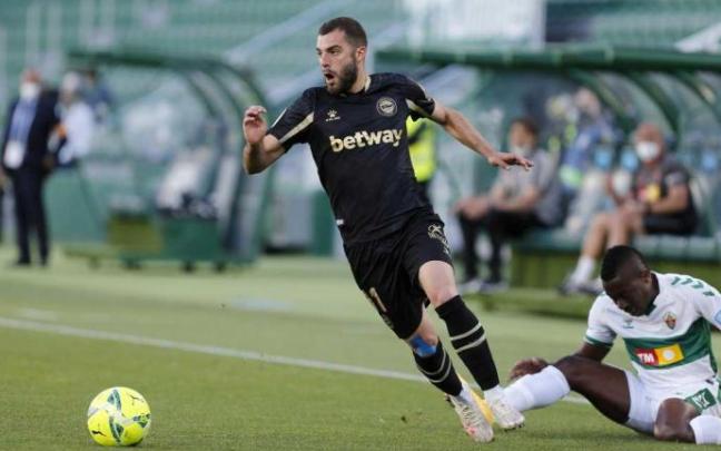 Luis Rioja, durante el partido contra el Elche de la pasada temporada Luis Rioja, durante el partido contra el Elche de la pasada temporada