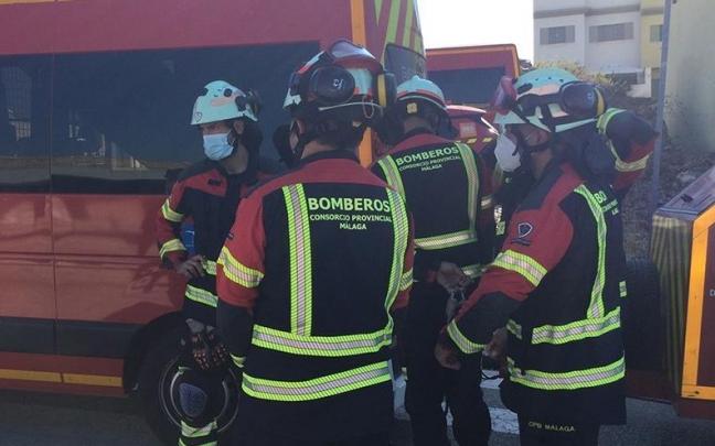 Imagen de archivo de un equipo de bomberos del Consorcio Provincial de M&aacute;laga