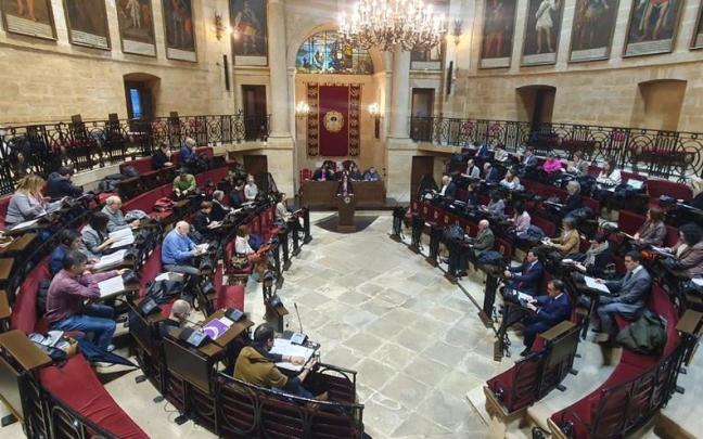 Las Juntas Generales tendrían poco variación en el reparto de escaños en mayo próximo, según el estudio foral