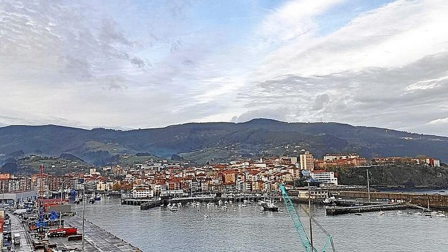 Vista del puerto de Bermeo.