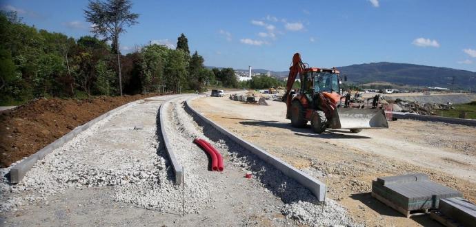Obras de urbanización y construcción de viviendas del Plan Eulza.