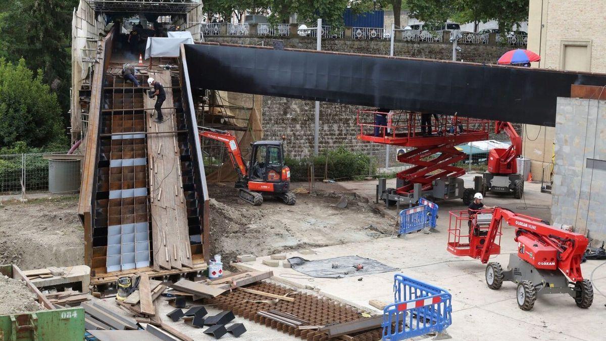 Obras en la pasarela del Labrit