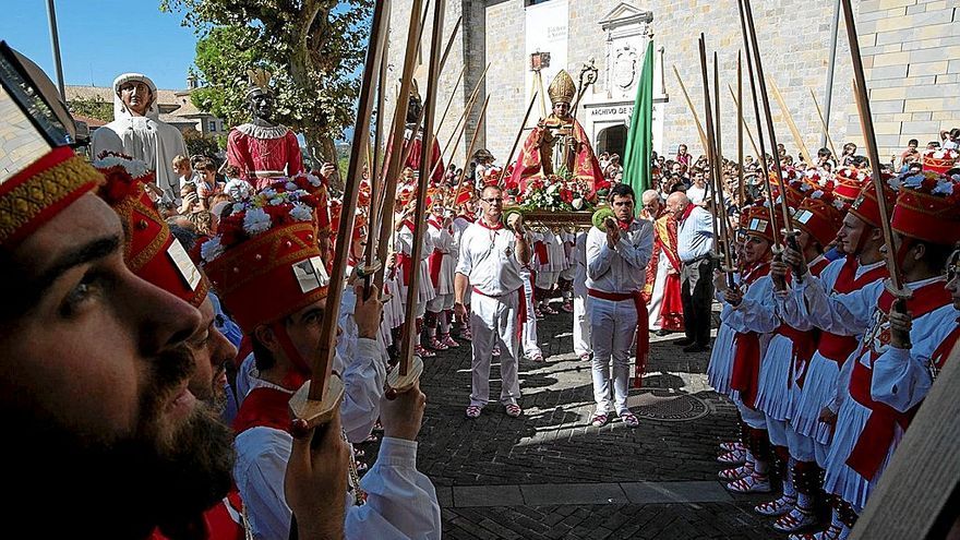 Procesión en honor a San Fermín de Aldapa en 2019.