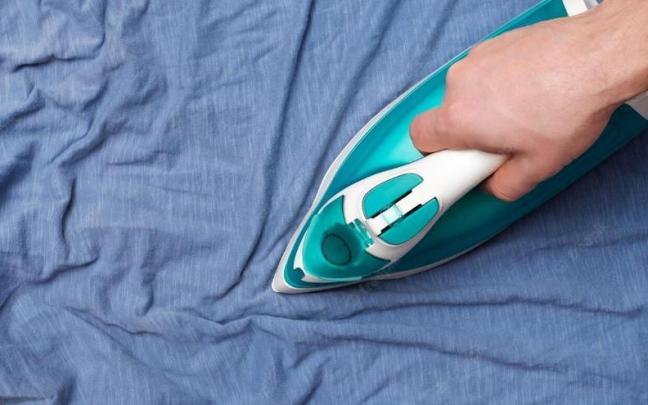 La plancha puede ser una tarea aburrida y complicada. La plancha puede ser una tarea aburrida y complicada.