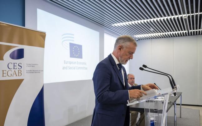 El lehendakari afirma que "los países más desarrollados son aquellos que mejor han sabido gestionar su propia diversidad". El lehendakari afirma que "los países más desarrollados son aquellos que mejor han sabido gestionar su propia diversidad".