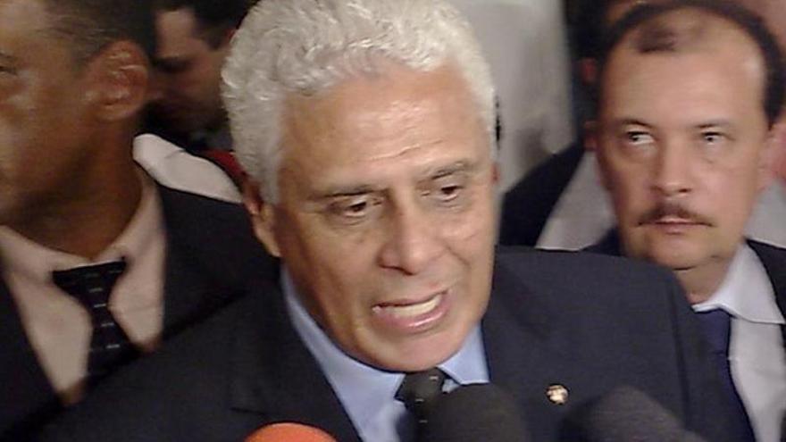 Carlos Roberto de Oliveira, más conocido como 'Roberto Dinamita'.