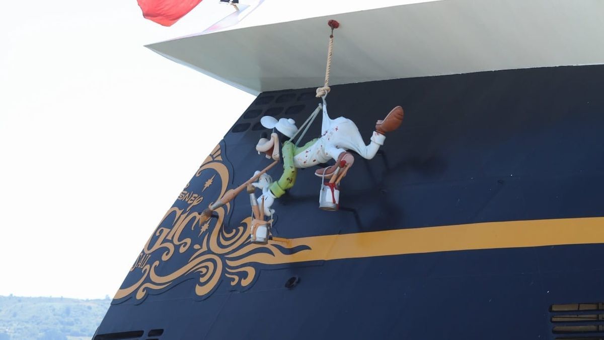 Los cruceristas se pueden cruzar con el Pluto, Minnie o La Sirenita en todo momento.