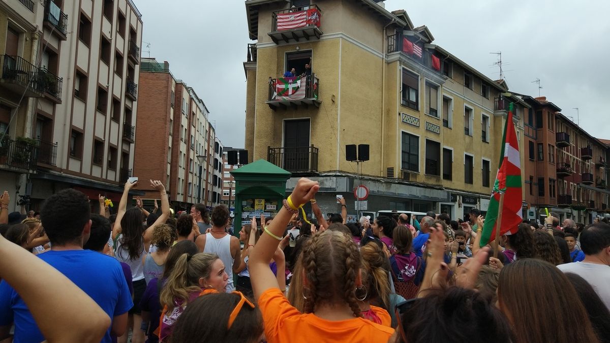 Cinco d&iacute;as de fiestas con putxeras, reggae, tecno... Gora Romo!