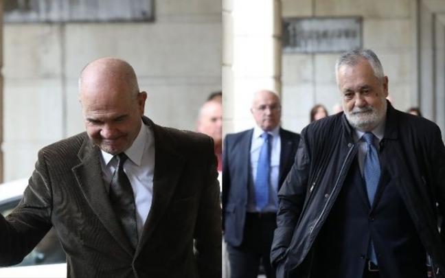 Los expresidentes de la Junta de Andalucía Manuel Chaves y José Antonio Griñán llegan a la Audiencia de Sevilla por el caso de los ERE.
