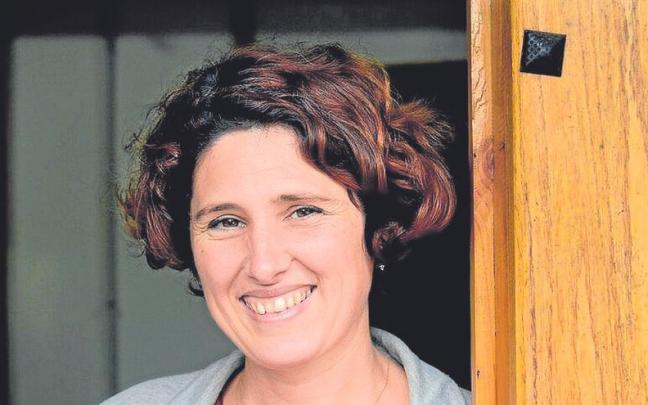 Arantxa Goenaga. Esneki ekoizlea. Goenaga yogurrak