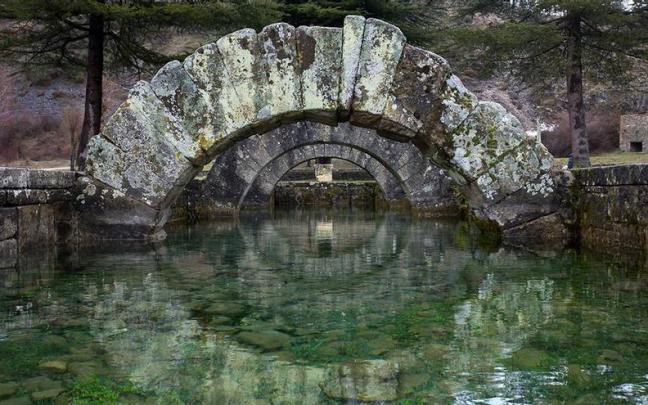 Fuentes Tamáricas en Velilla del Río Carrión.