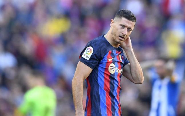 Lewandowski durante un partido con el Barcelona.