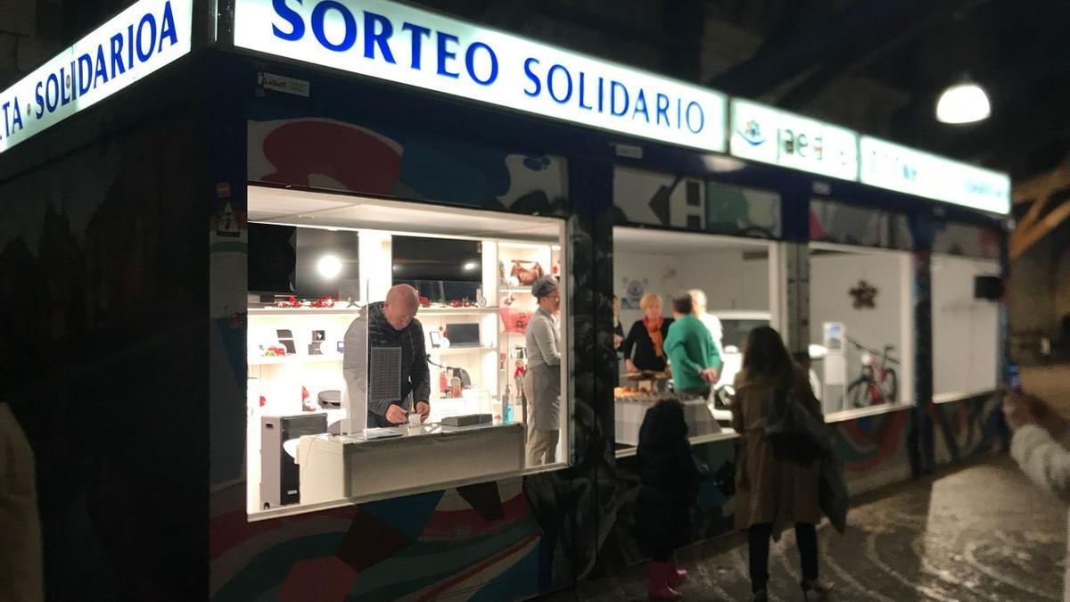 El stand de la JAED abrió sus puertas en la tarde ayer en el pórtico de Santa María.