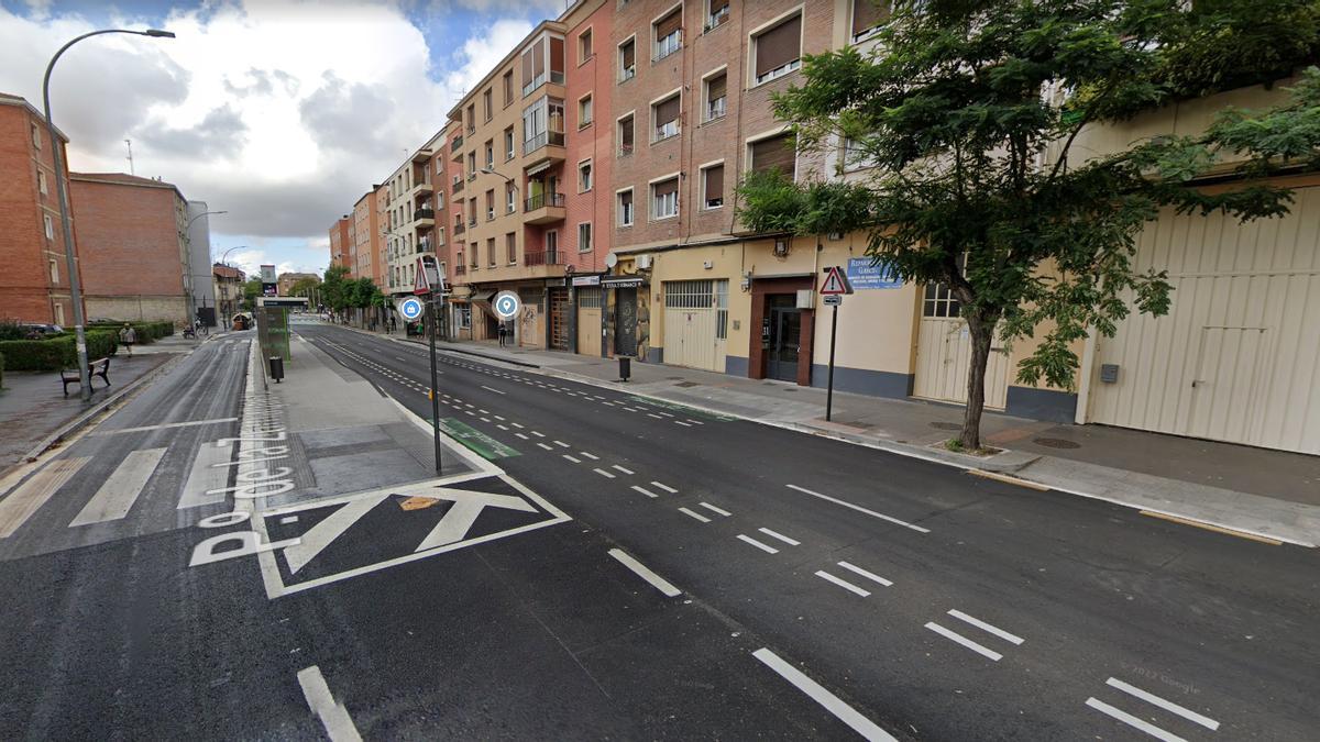 El reasfaltado del tramo de la calle entre Los Molinos y Campo de los Palacios anulará el apeadero de las líneas BEI, L10 y G2 desde este lunes 9 de enero