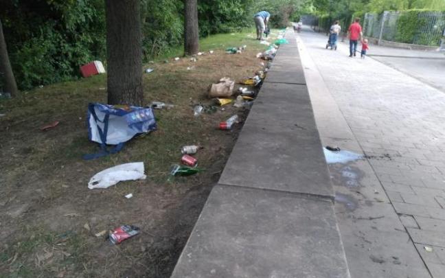 Restos de un botellón