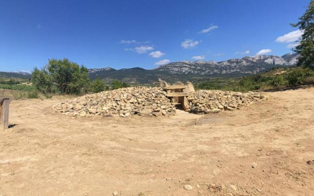 El dolmen de El Montecillo es uno de los últimos en ser excavado en Rioja Alavesa-.